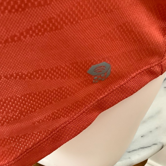 Mountain Hardware Orange activewear top w Strappy back MEDIUM - Picture 6 of 9